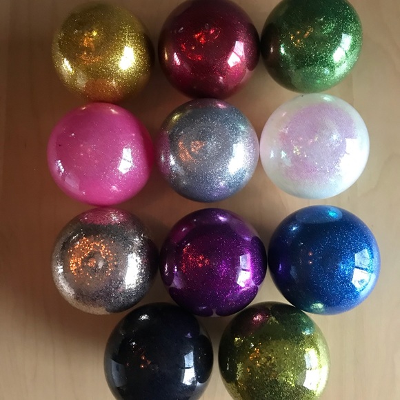 ROBLOX Christmas Tree Ornament Blue - Picture 2 of 2